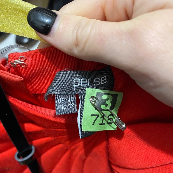 Per Se Red Cocktail Dress with optional belt - Picture 6 of 6